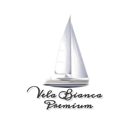 Vela Bianca Premium Apartment Letojanni Exterior photo